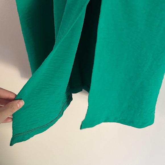 Elegant Green Sleeveless Dress Monteau brand - Picture 6 of 10